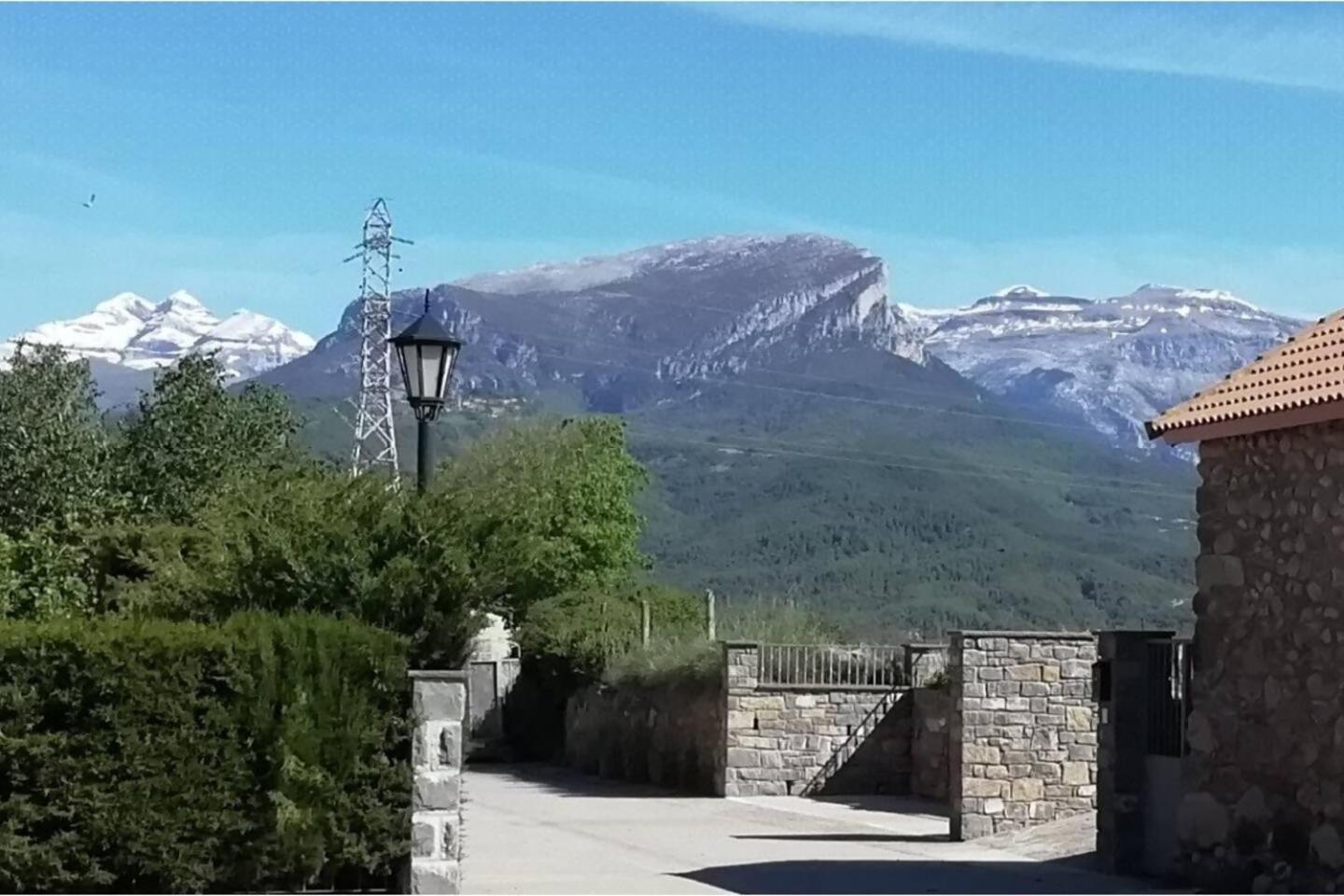 Duplex La Valle Ordesaainsa Laspuña Buitenkant foto